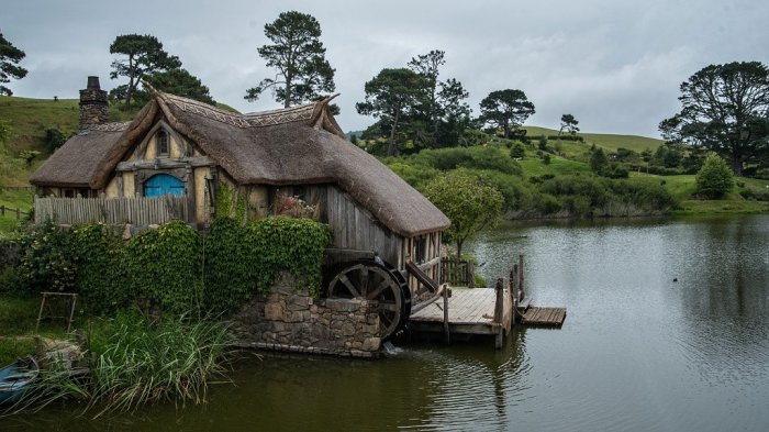 NOVÝ ZÉLAND - HOBBITON (HOBITÍN) : návštěva v říši fantazie|Nový Zéland pro skupiny