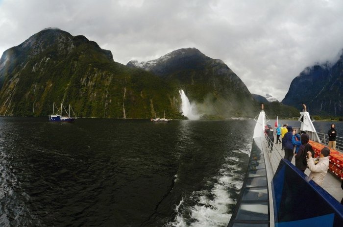NOVÝ ZÉLAND - MILFORD SOUND, VYHLÍDKOVÉ PLAVBY|Nový Zéland pro skupiny