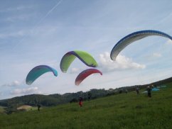 Paragliding na zkoušku na Javorovém – jednodenní kurz |Česko a Morava pro skupiny a firmy