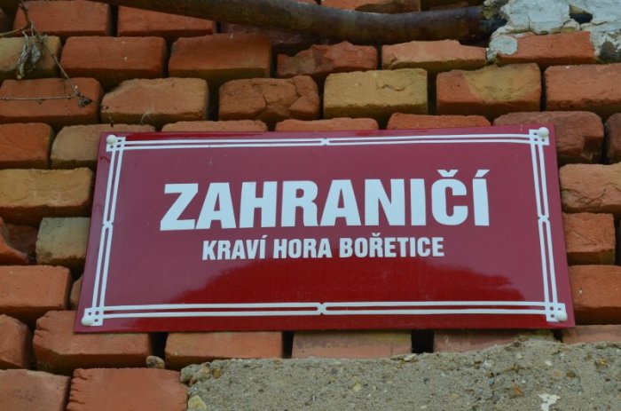 Cesty nejen za vínem do Svobodné republiky Kraví hora|Česko a Morava pro jednotlivce
