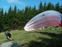 Škola paraglidingu na Javorovém – sedmidenní základní kurz|Česko a Morava pro jednotlivce