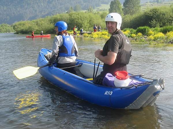 Na raftu či kánoi jako losos peřejí.|Česko a Morava pro jednotlivce