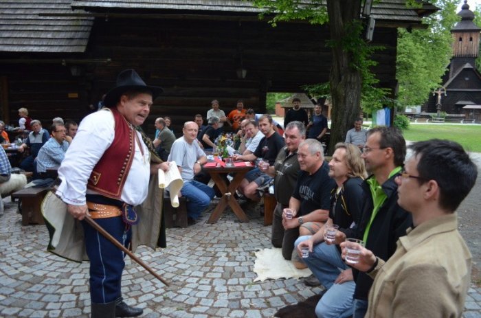 Pasování na občany Valašského království|Česko a Morava pro skupiny a firmy