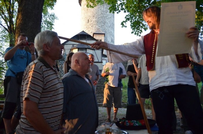 Pasování na občany Valašského království|Česko a Morava pro skupiny a firmy