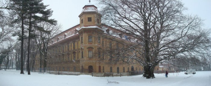 Netradiční firemní akce na barokním zámku Holešov|Česko a Morava pro skupiny a firmy