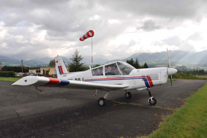Fotografické a vyhlídkové lety s Royal Wallachian Squadron|Valašské království pro skupiny
