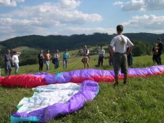 Roztáhněte svá křídla - seznámení s paraglidingem|Valašské království pro jednotlivce