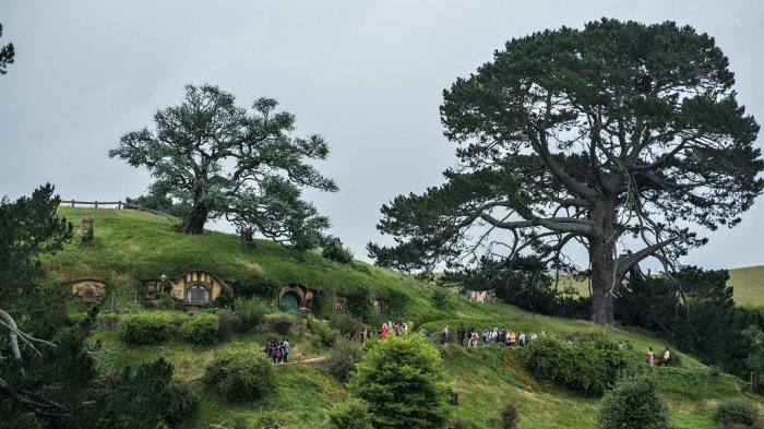 NOVÝ ZÉLAND - HOBBITON (HOBITÍN) : návštěva v říši fantazie|Nový Zéland pro skupiny