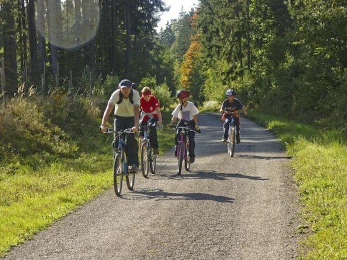 Cyklo výlet Beskydami pro celou rodinu - Pustevny a okolí|Česko a Morava pro jednotlivce