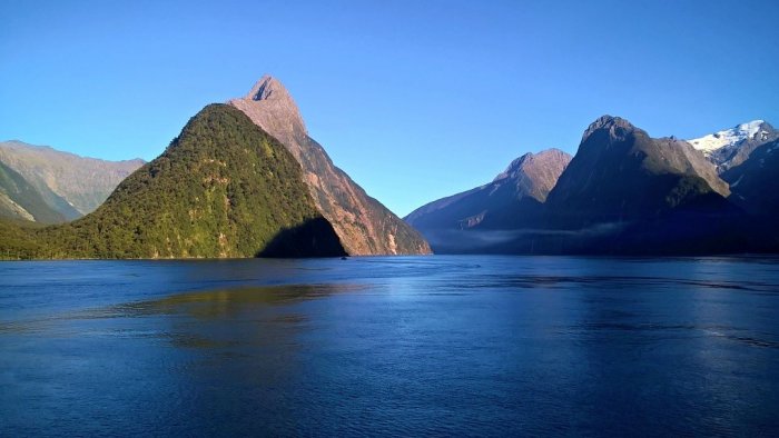 NOVÝ ZÉLAND - MILFORD SOUND, VYHLÍDKOVÉ PLAVBY|Nový Zéland pro skupiny